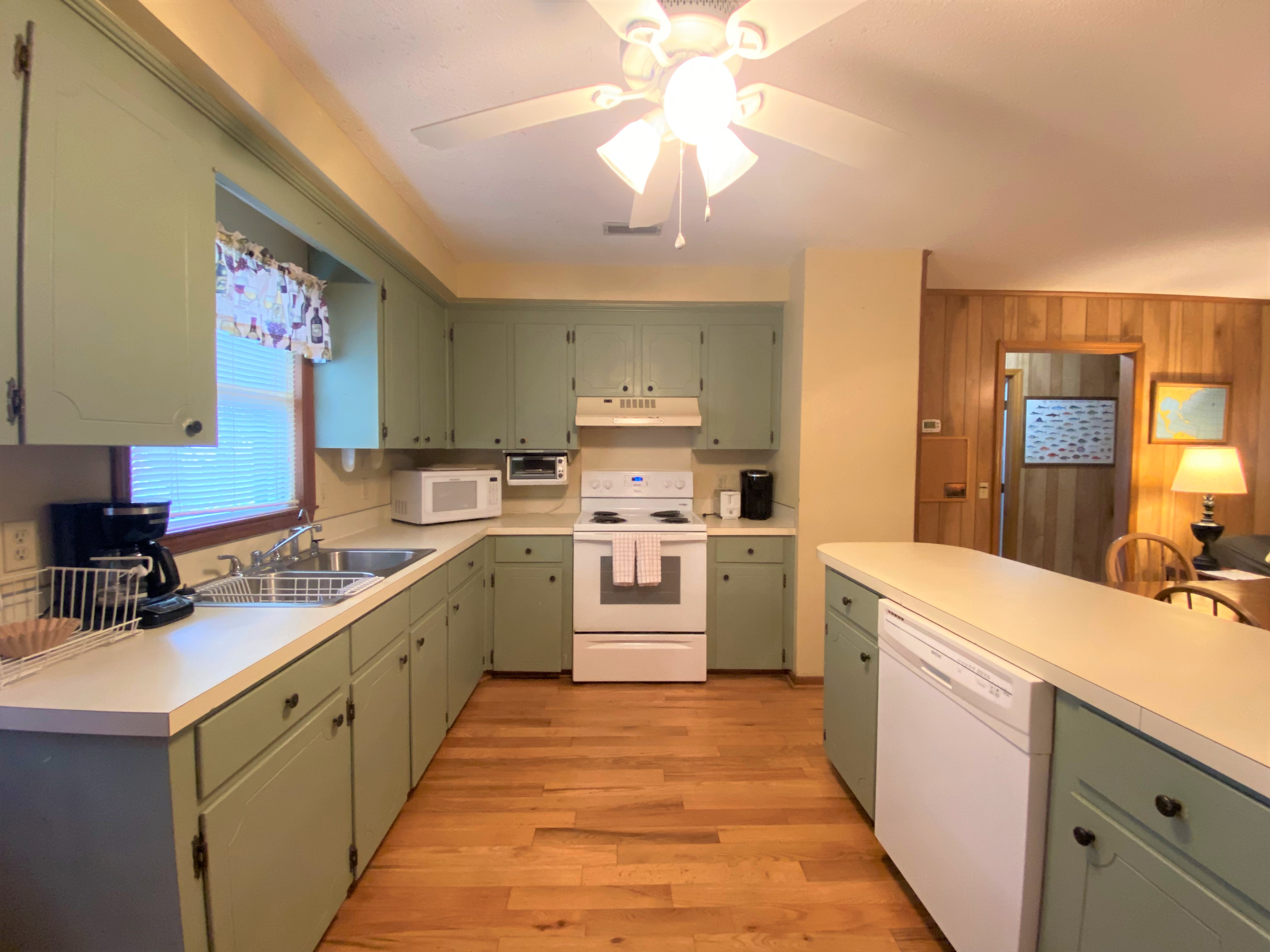 Folly Beach Home 1019414