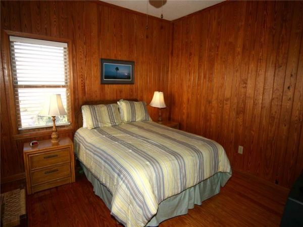 Folly Beach Home 1019415