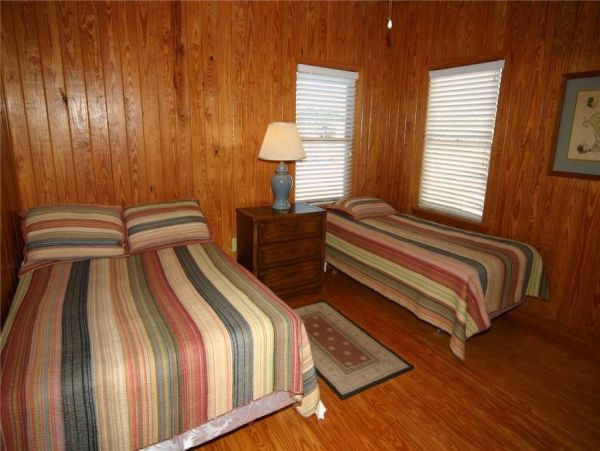 Folly Beach Home 1019415