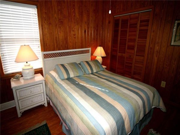 Folly Beach Home 1019415