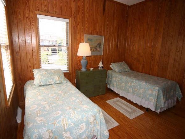 Folly Beach Home 1019415