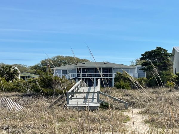 Folly Beach Home 1019420