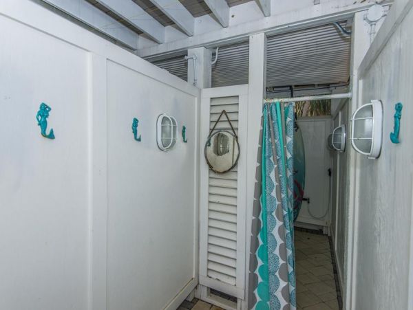 Folly Beach Home 1019426