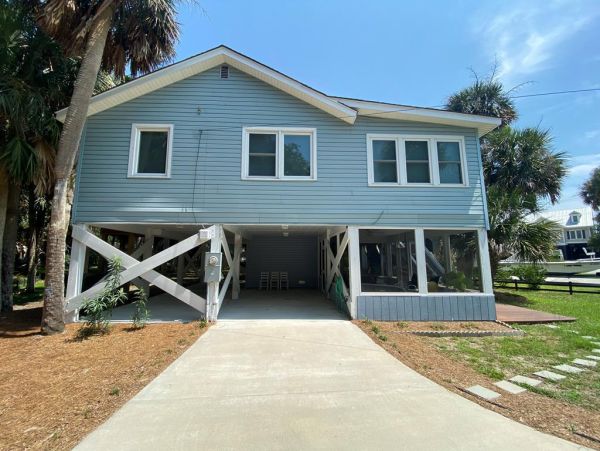 Folly Beach Home 1019430