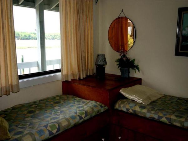 Folly Beach Home 1019438
