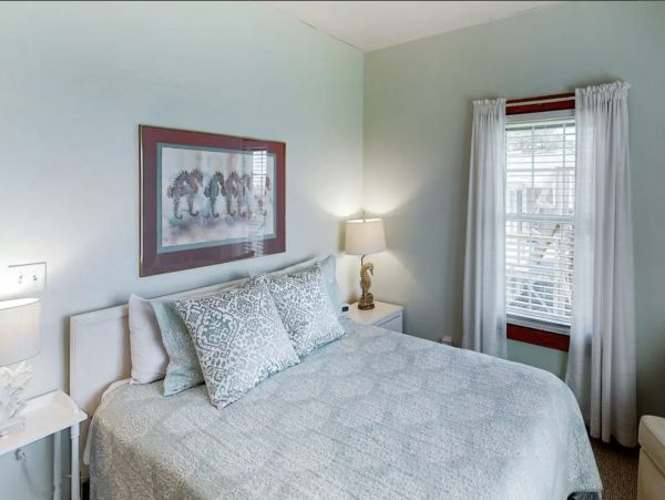 Folly Beach Home 1019440