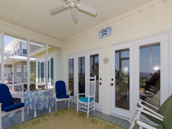 Folly Beach Home 1019440
