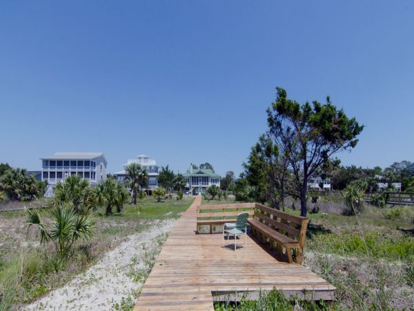Folly Beach Home 1019440