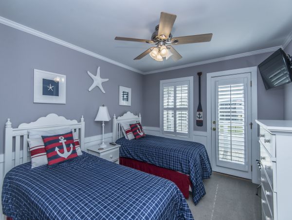 Folly Beach Home 1019444