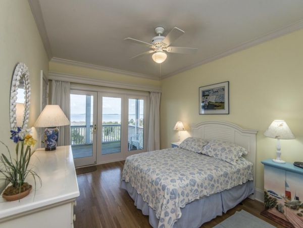 Folly Beach Home 1019448