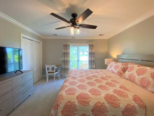 Folly Beach Home 1019450