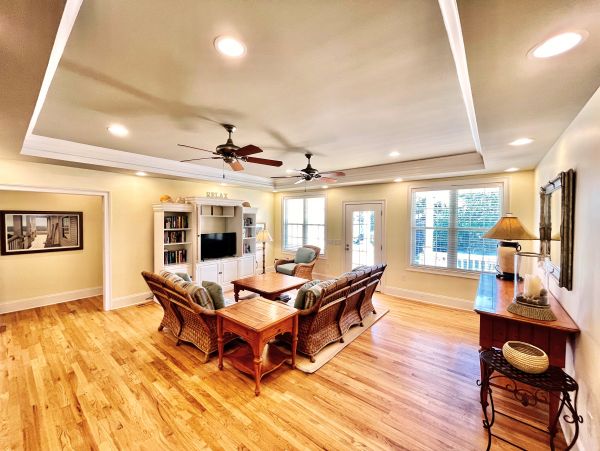 Folly Beach Home 1019451