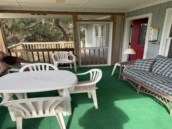 Folly Beach Home 1019453