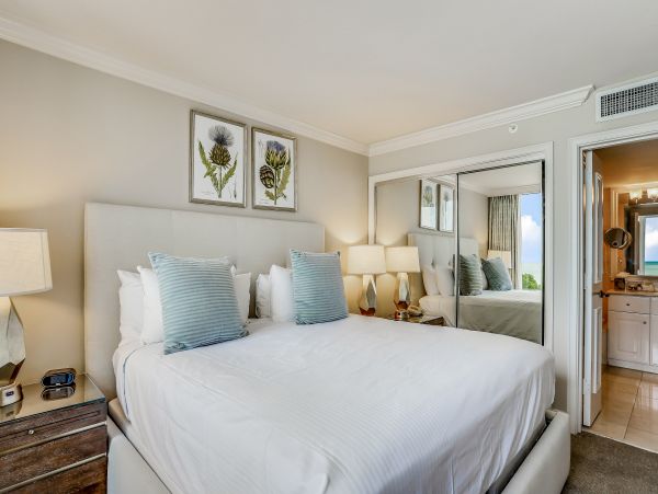 Gulf Views Marco Island Vacation Condo One Bedroom Sleeps 4