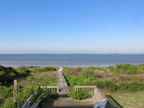 Folly Beach Home 1019457