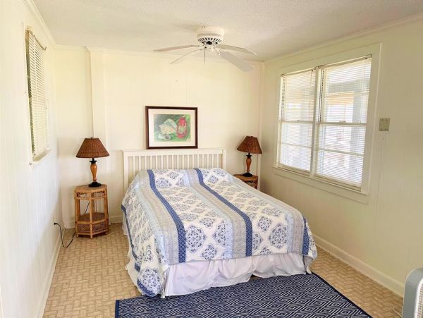 Folly Beach Home 1019457