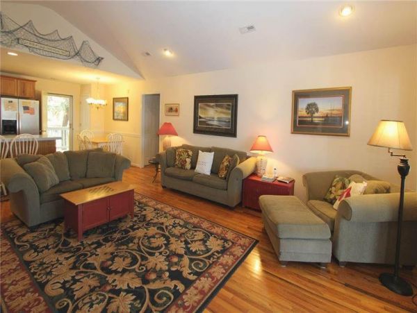 Folly Beach Home 1019459