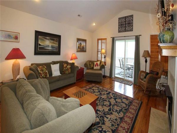 Folly Beach Home 1019459