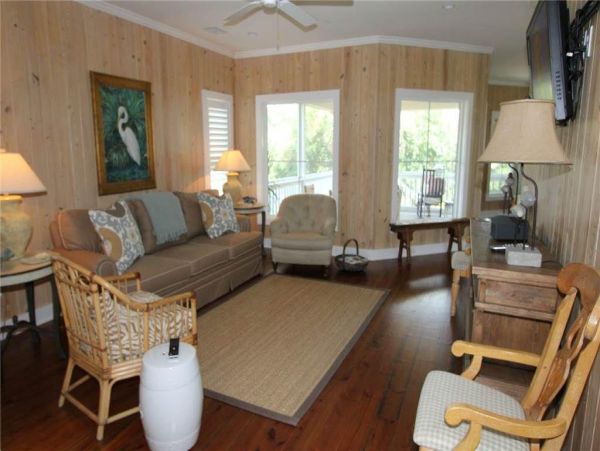 Folly Beach Home 1019461