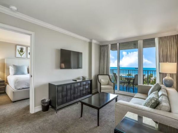 Gulf Front One Bedroom Vacation Condo in Marco Island