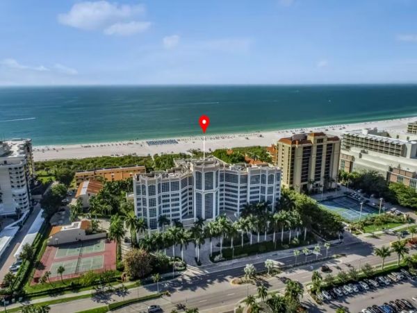 Gulf Front One Bedroom Vacation Condo in Marco Island