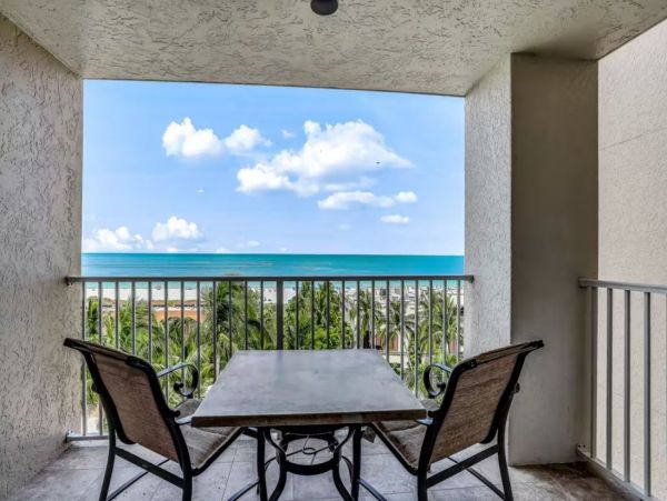 Gulf Front One Bedroom Vacation Rental in Marco Island