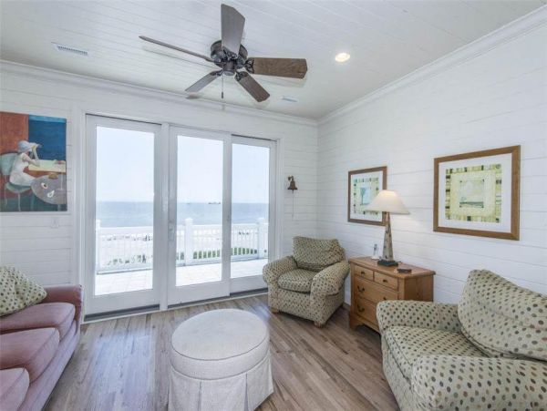 Folly Beach Home 1019467