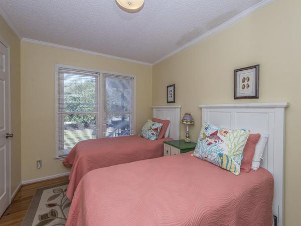 Folly Beach Home 1019469