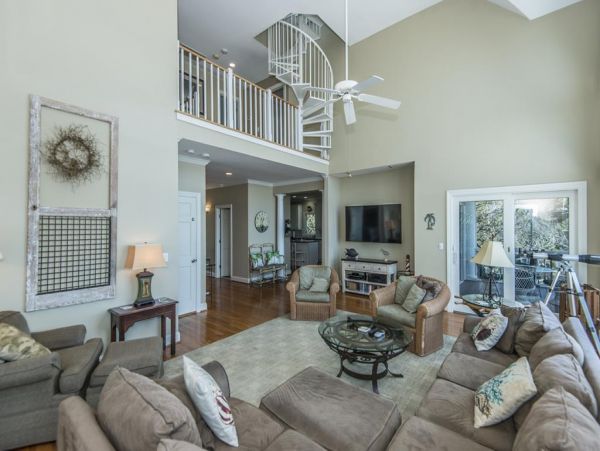 Folly Beach Home 1019472