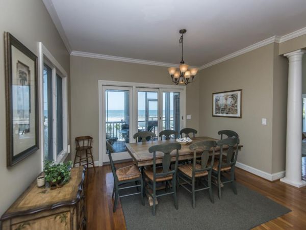 Folly Beach Home 1019472