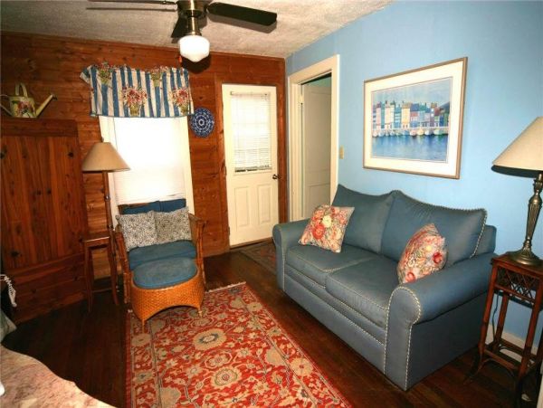 Folly Beach Home 1019473