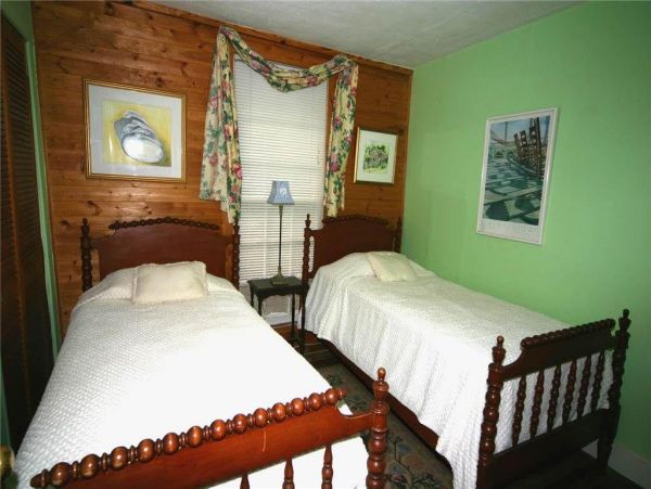 Folly Beach Home 1019473