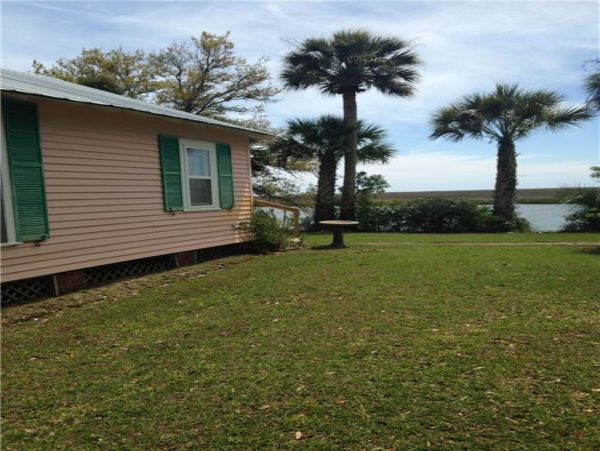 Folly Beach Home 1019473