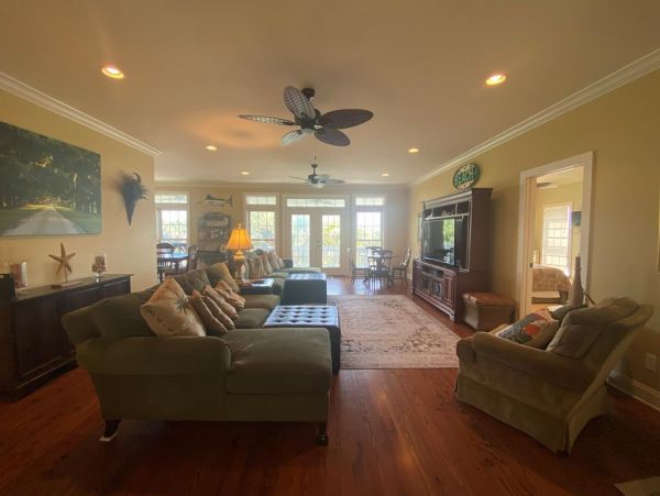 Folly Beach Home 1019474