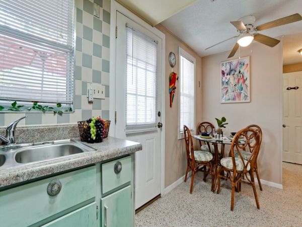 Anna Maria Island Holmes Beach Home 1019477