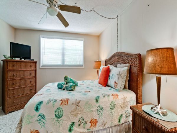 Anna Maria Island Holmes Beach Home 1019477
