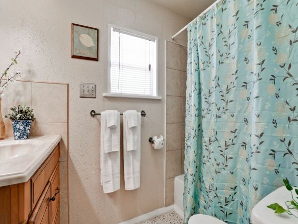 Anna Maria Island Holmes Beach Home 1019477