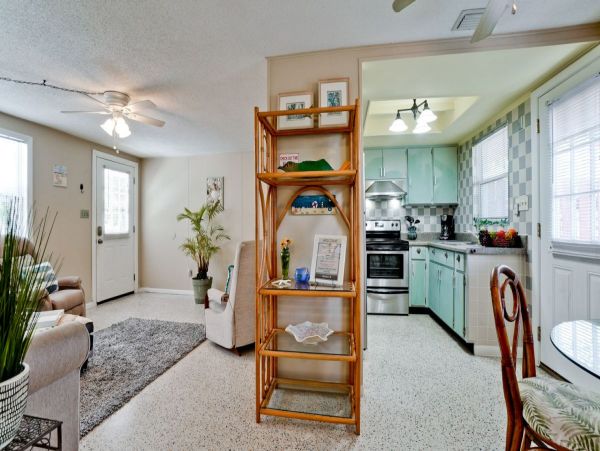 Anna Maria Island Holmes Beach Home 1019477