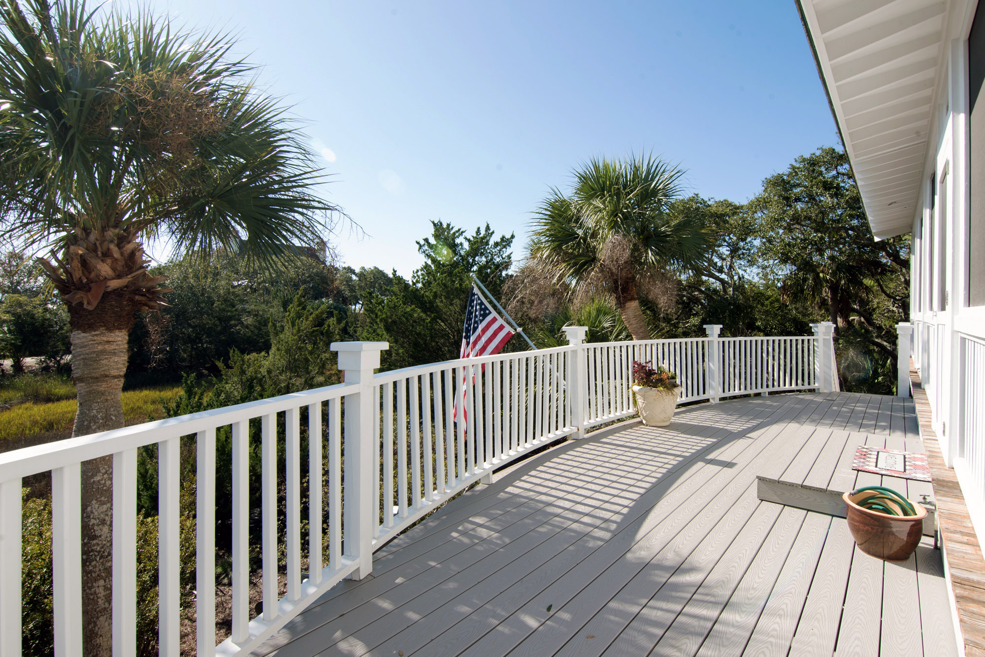 Folly Beach Home 1019479