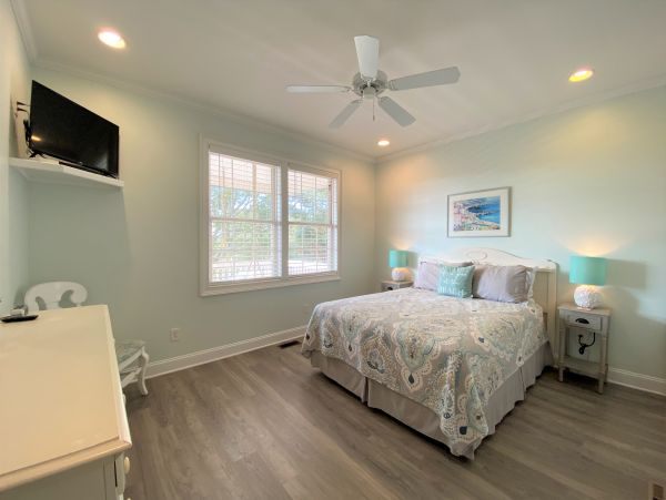 Folly Beach Home 1019483