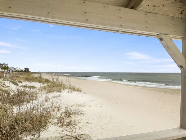 Folly Beach Home 1019487