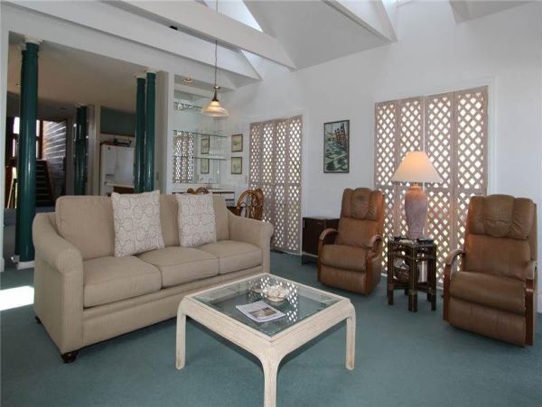 Folly Beach Home 1019488