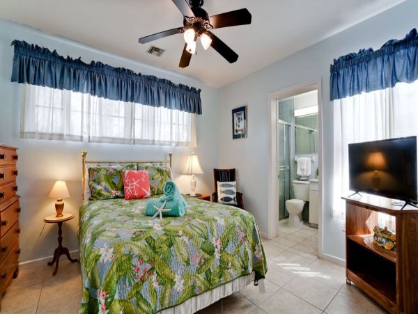Anna Maria Island Holmes Beach Home 1019491