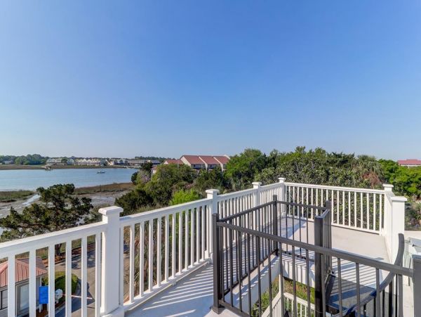 Folly Beach Home 1019492