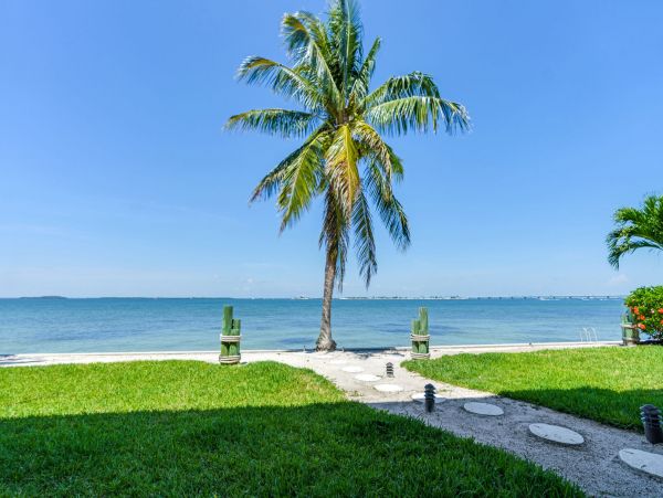 Bay Views Sanibel Vacation Home Three Bedroom