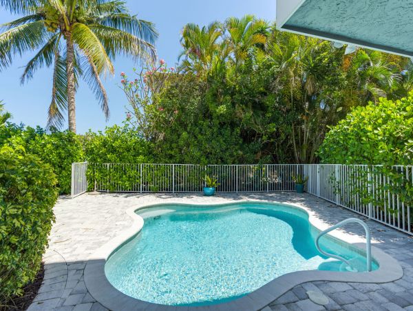 Bay Views Sanibel Vacation Home Three Bedroom