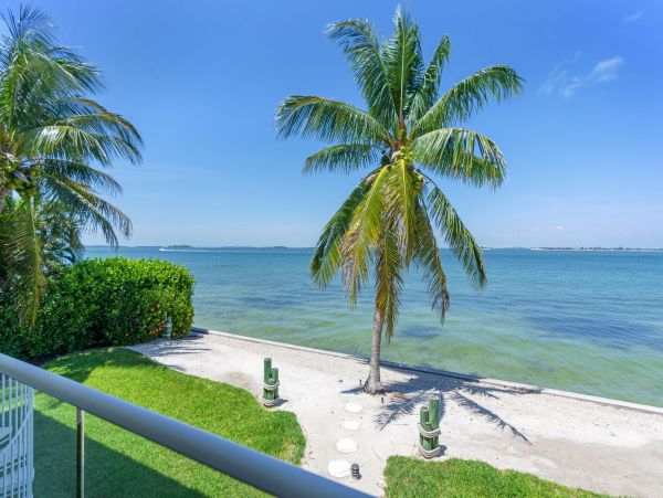Bay Views Sanibel Vacation Home Three Bedroom