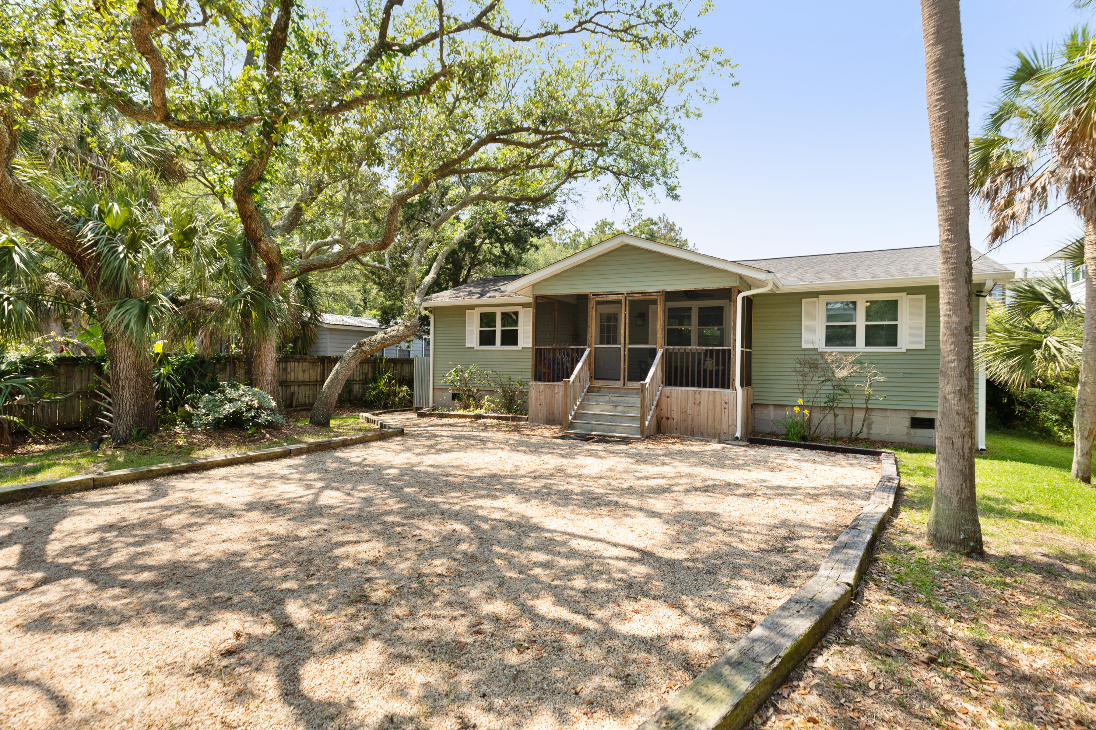Folly Beach Home 1019495