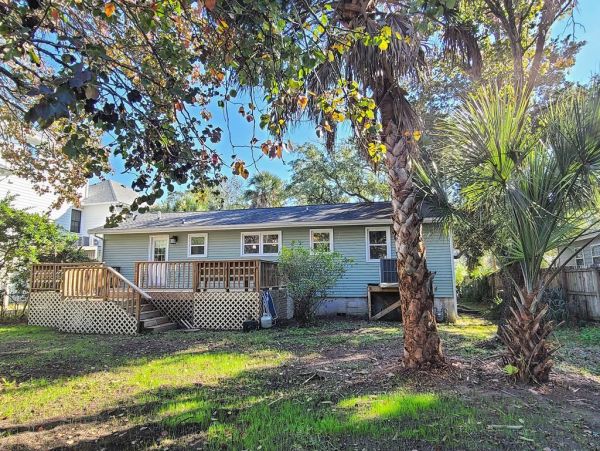 Folly Beach Home 1019495