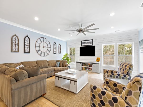 Folly Beach Home 1019501